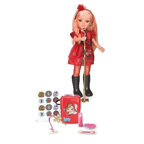 Nancy – Muñeca Fashion Star – Rojo