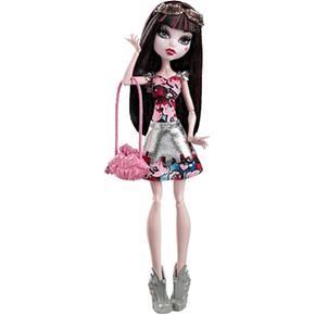 Monster High – Draculaura – Monsturistas