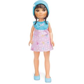 Nancy – Muñeca Esencial Gorro Azul