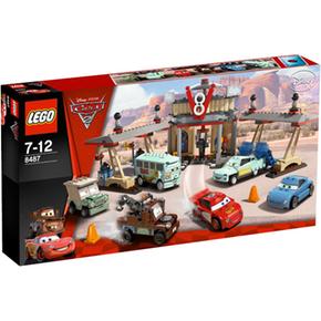 Lego Cars 2 El Cafe De Flo V8