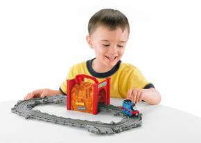 Thomas & Friends Pack De Inicio En El Túnel (pequeño Circuito)