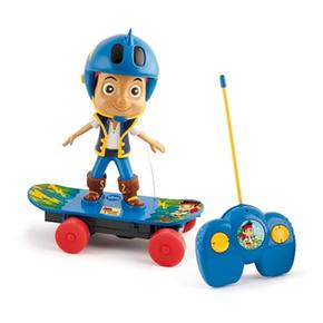 Jake Y Los Piratas – Radio Control Skateboard