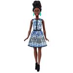 Barbie – Muñeca Fashionista Vestido Brocado Blanco Y Azul
