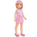 Nancy – Muñeca Esencial Gorro Rosa