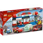 Lego Duplo Cars 2 Parada De Boxes