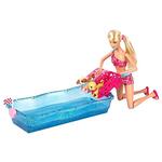 Barbie Y Perritos Nadadores